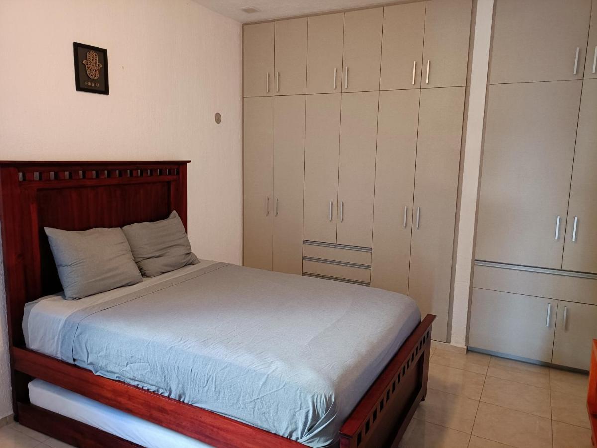 メリダ Casa Hector, Con Jacuzzi, Cerca Del Foro Gnp.ヴィラ エクステリア 写真