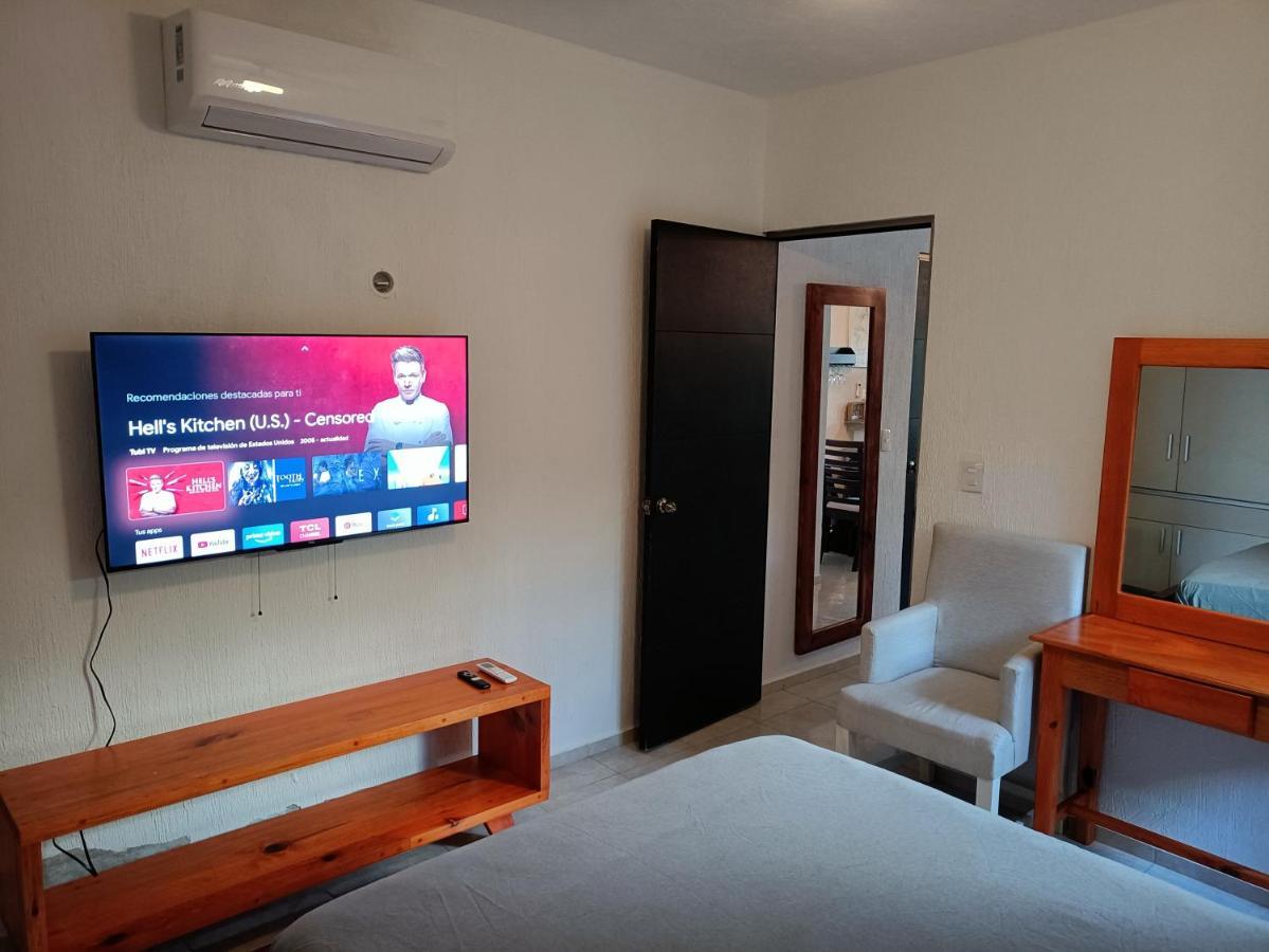 メリダ Casa Hector, Con Jacuzzi, Cerca Del Foro Gnp.ヴィラ エクステリア 写真